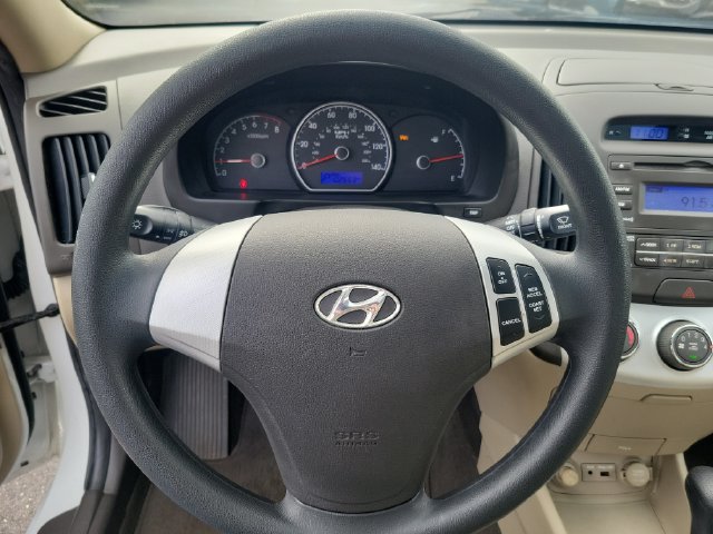 Used 2009 Hyundai Elantra GLS FWD image 14