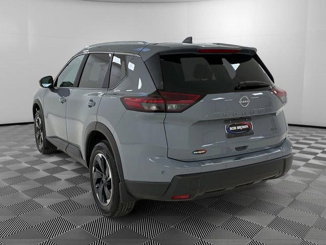 Used 2026 Nissan Rogue SV w/ SV Premium Package AWD/4WD image 3
