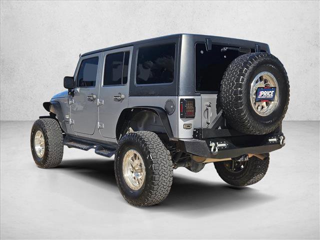Used 2015 Jeep Wrangler Unlimited Sahara w/ Connectivity Group AWD/4WD image 8