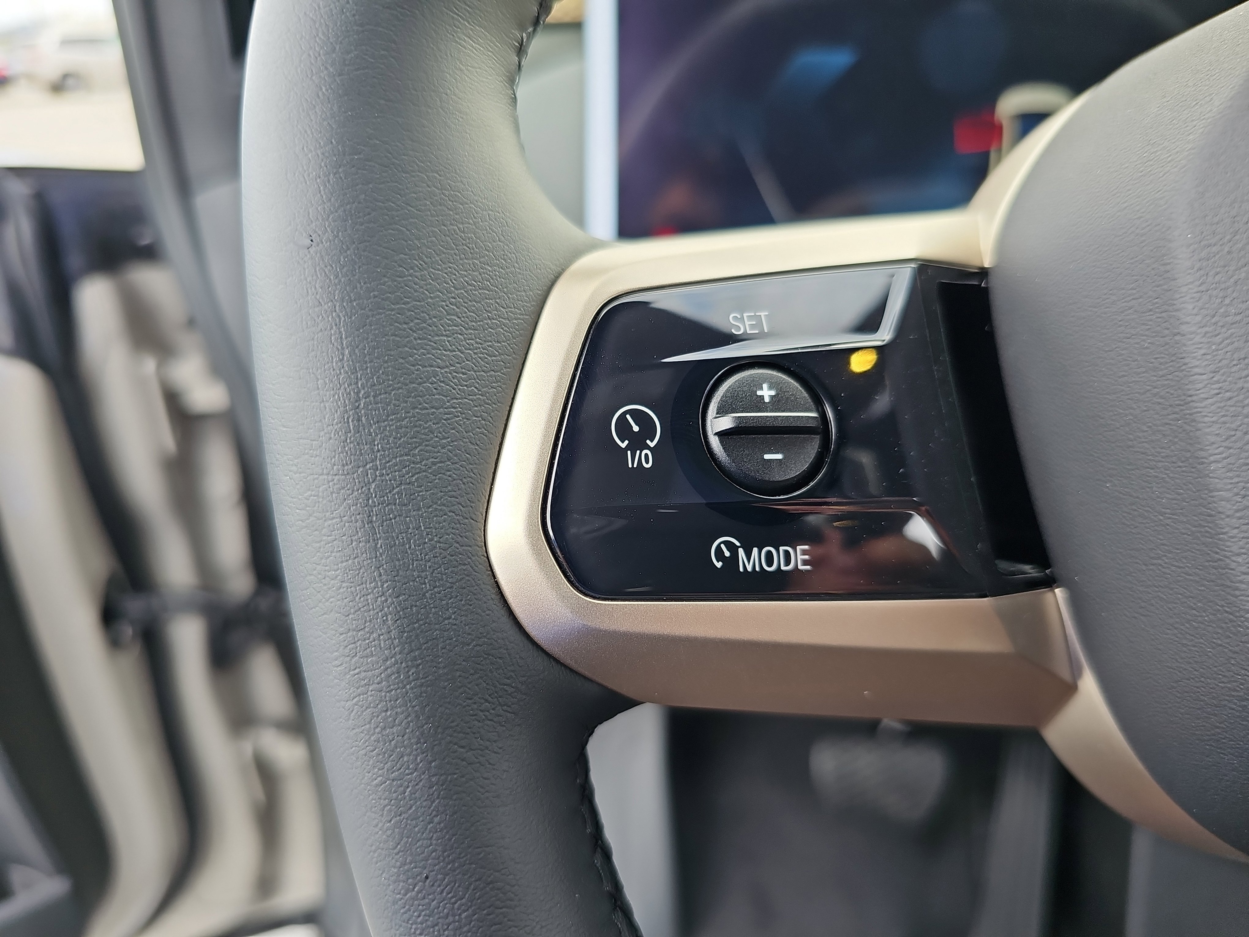 New 2026 BMW iX xDrive60 w/ Premium Package image 17