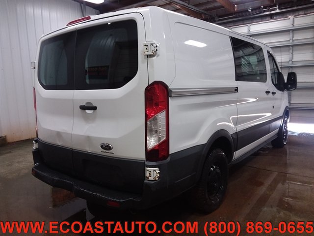Used 2015 Ford Transit 150 130 Low Roof RWD image 3