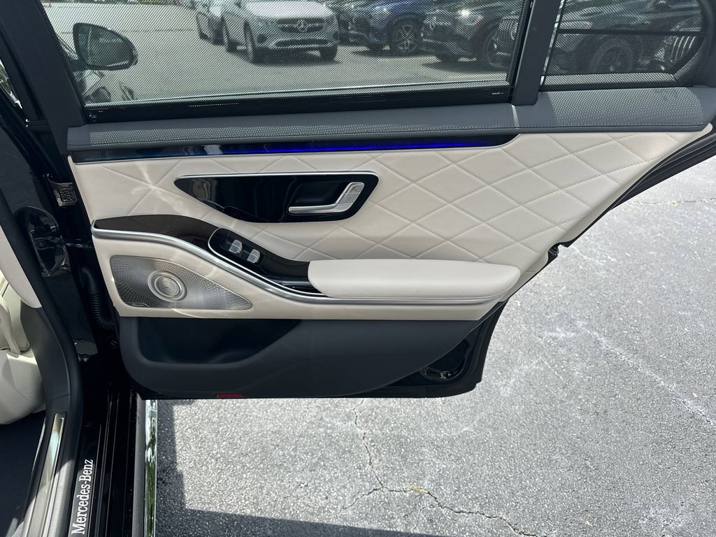 New 2026 Mercedes-Benz S 580 4MATIC Sedan image 18