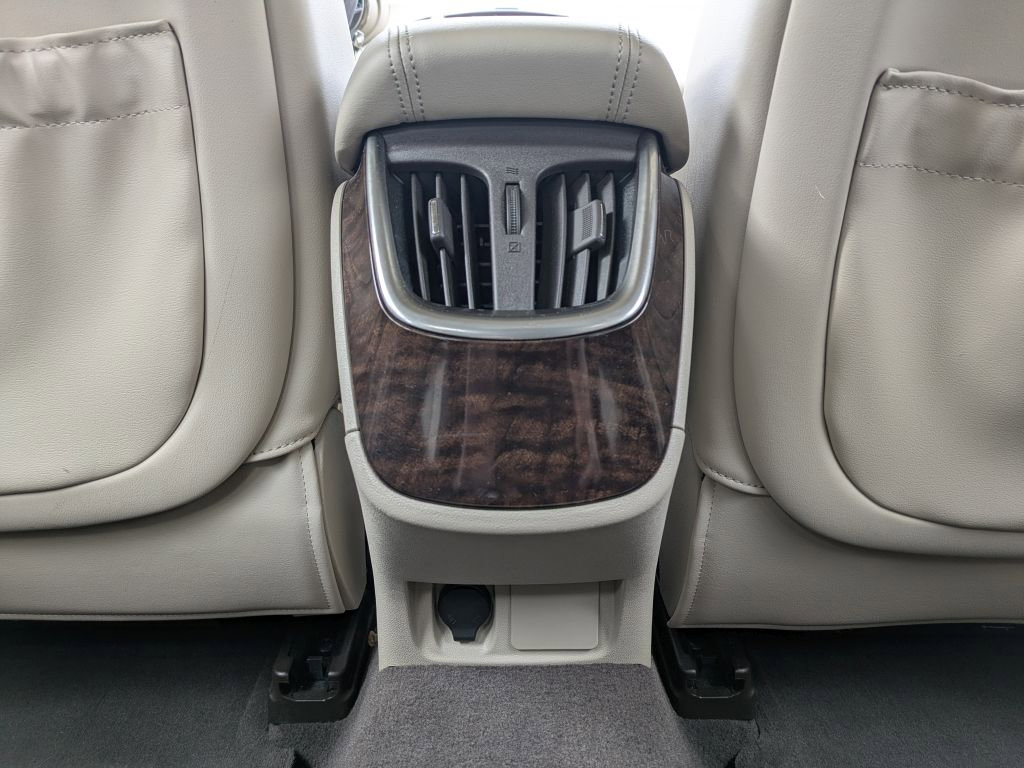 Used 2015 Buick LaCrosse image 30