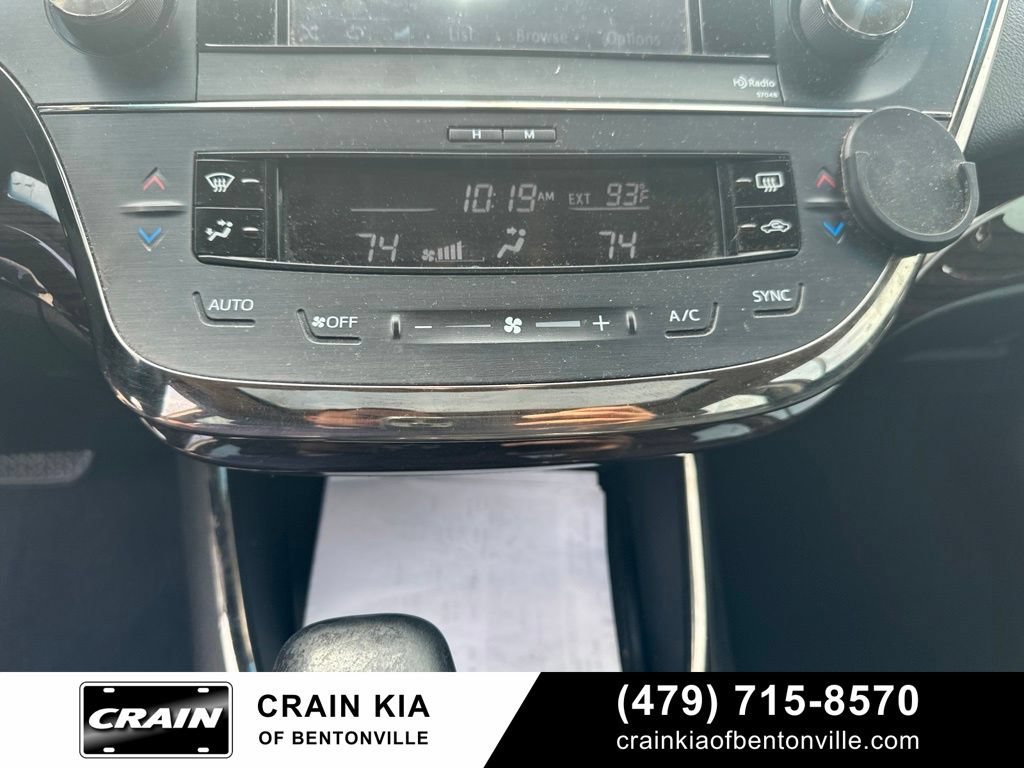 Used 2013 Toyota Avalon XLE Touring FWD image 23