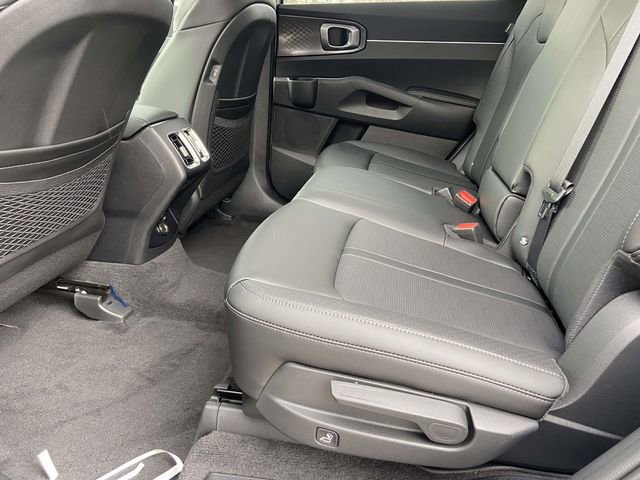 New 2026 Kia Sorento S image 8