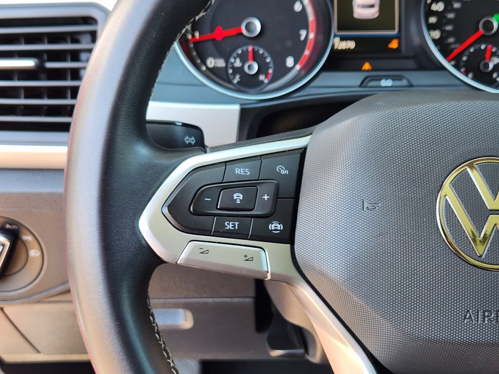 Used 2021 Volkswagen Atlas SE w/ Panoramic Sunroof Package FWD image 16