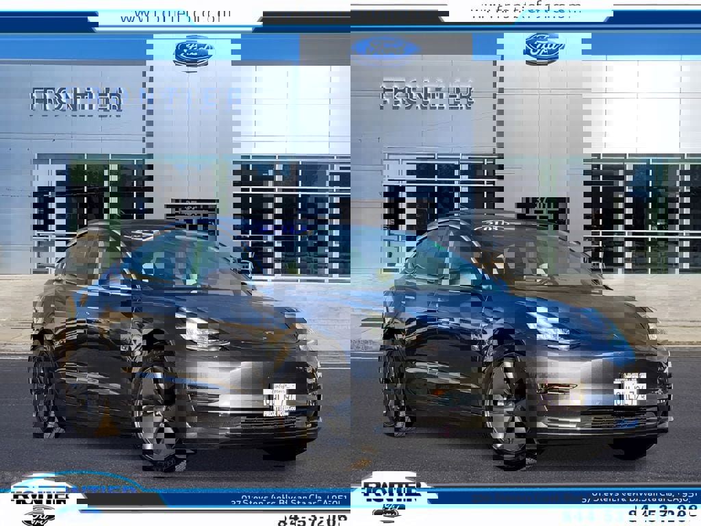 Used 2018 Tesla Model 3 Mid Range image 1