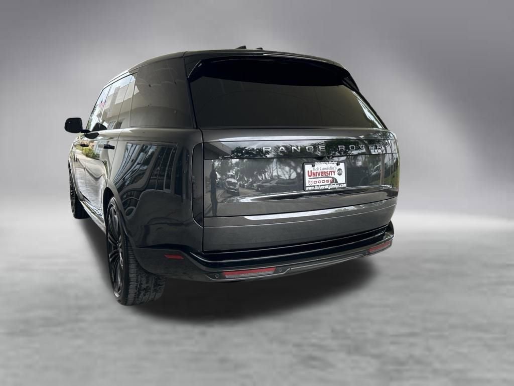 Used 2025 Land Rover Range Rover Long Wheelbase SE AWD/4WD image 4
