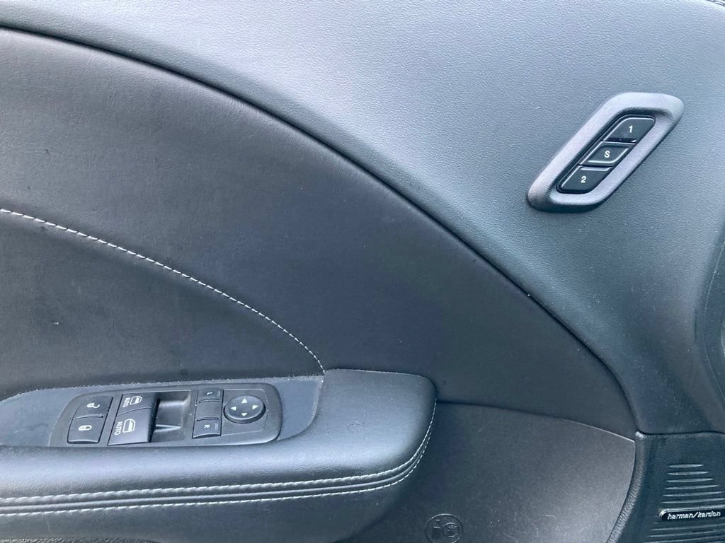 Used 2022 Dodge Challenger R/T Scat Pack RWD image 13