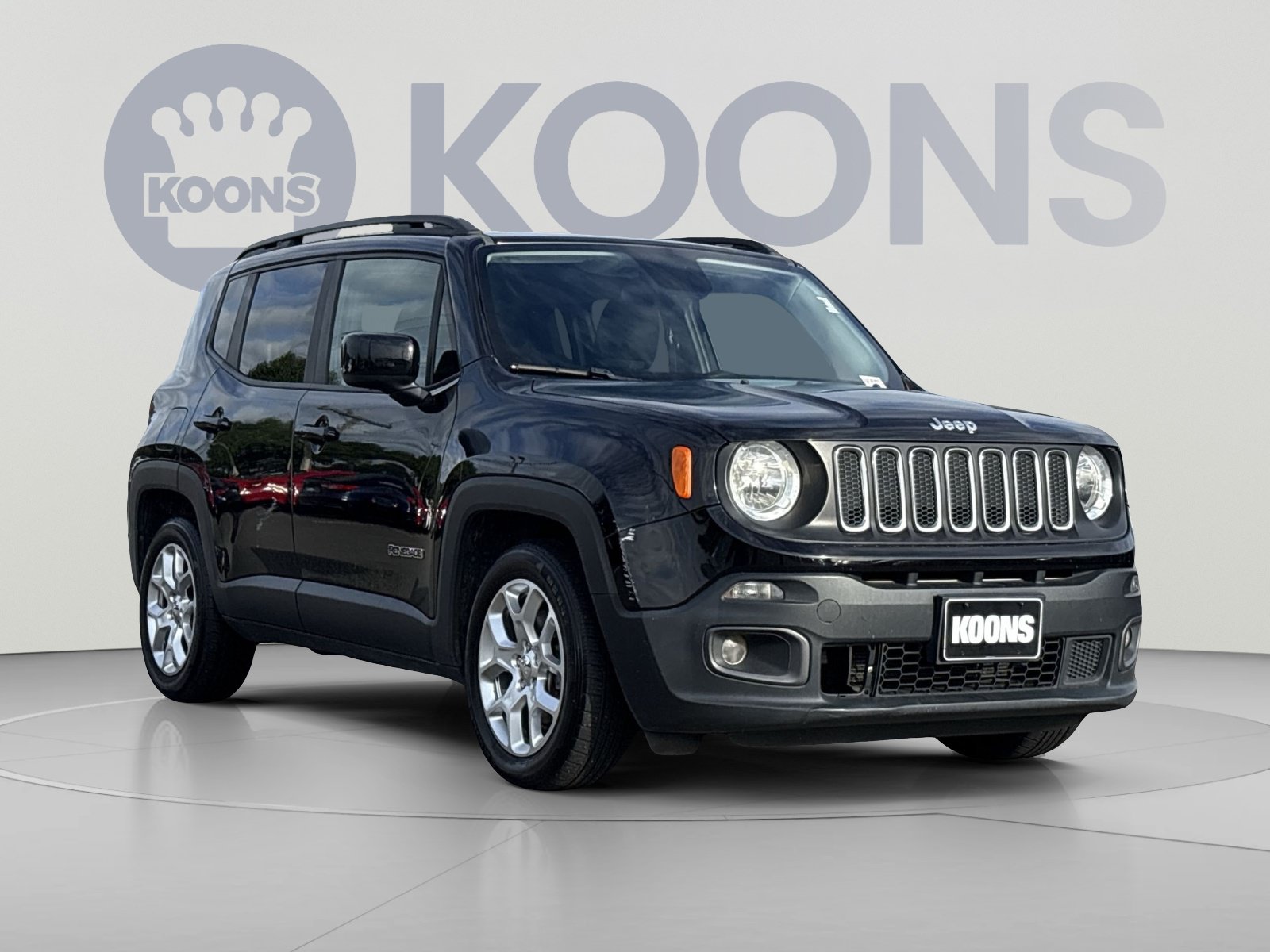 Used 2017 Jeep Renegade Latitude FWD image 7