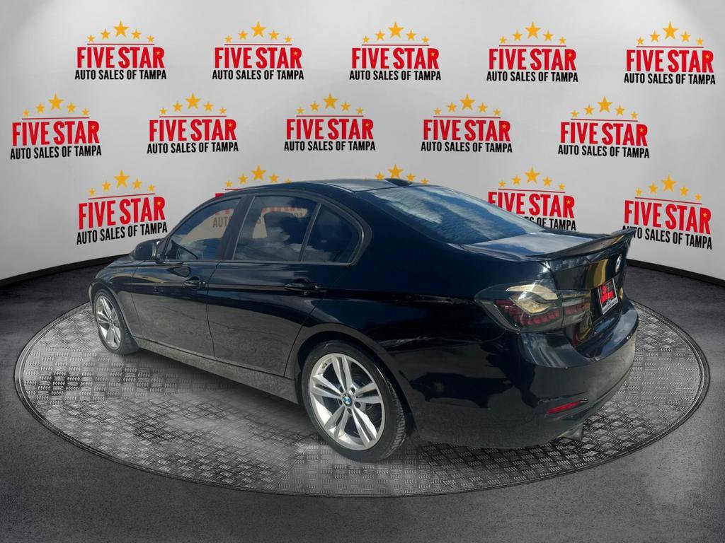 Used 2016 BMW 320i Sedan RWD image 5