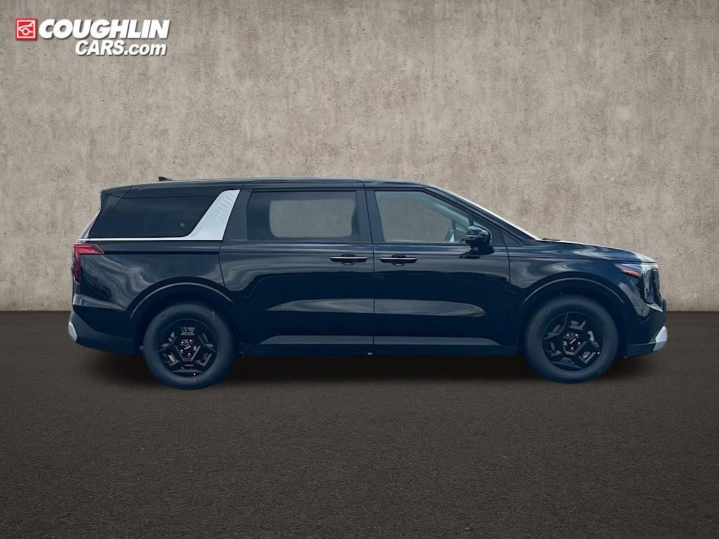 New 2025 Kia Carnival image 3