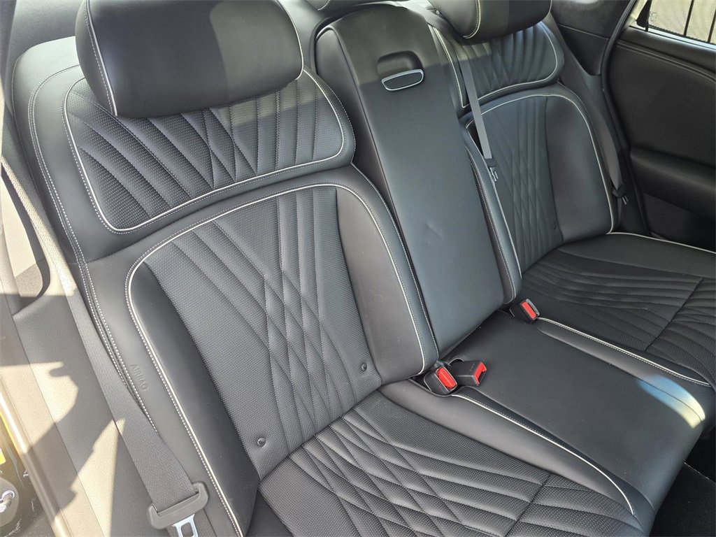 Used 2024 Genesis G90 3.5T image 27