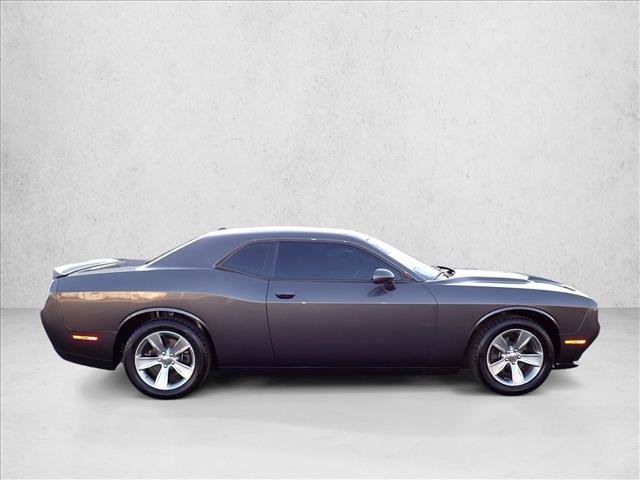 Used 2020 Dodge Challenger SXT RWD image 5