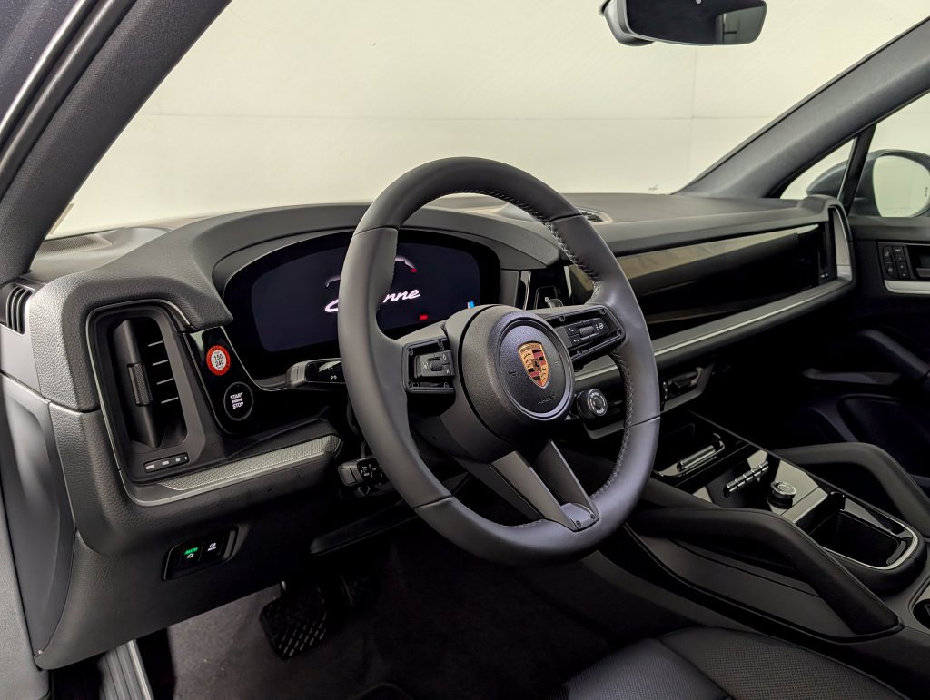 New 2026 Porsche Cayenne E-Hybrid AWD/4WD image 4