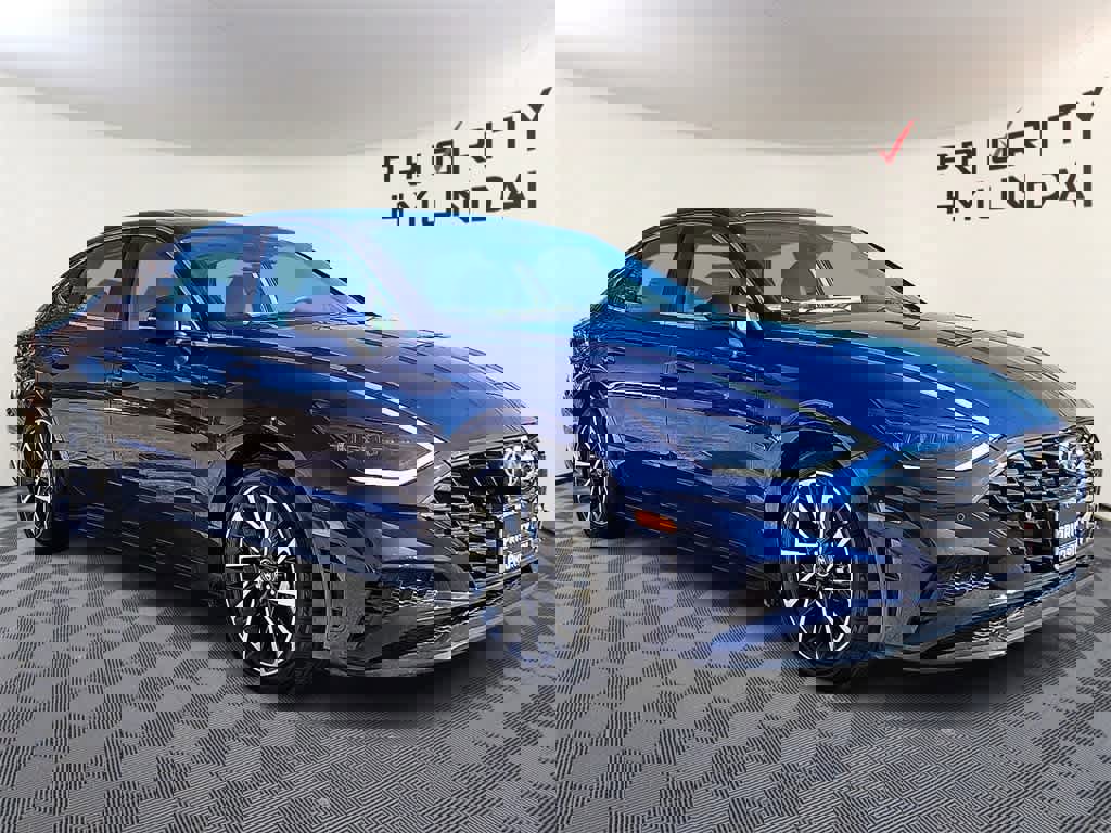 Used 2022 Hyundai Sonata Limited w/ Winter Weather Package image 3