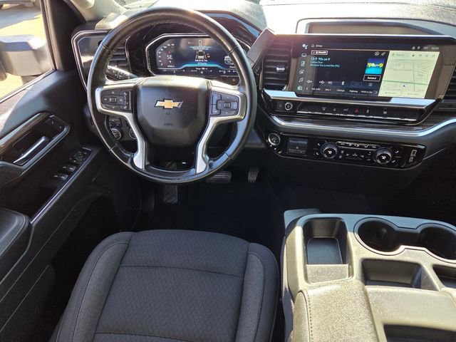 Used 2025 Chevrolet Silverado 2500 LT w/ Convenience Package image 14