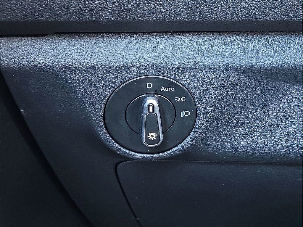 Used 2024 Volkswagen Jetta S image 25