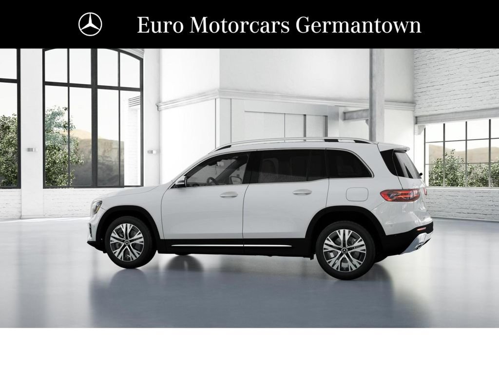 New 2026 Mercedes-Benz GLB 250 4MATIC image 32