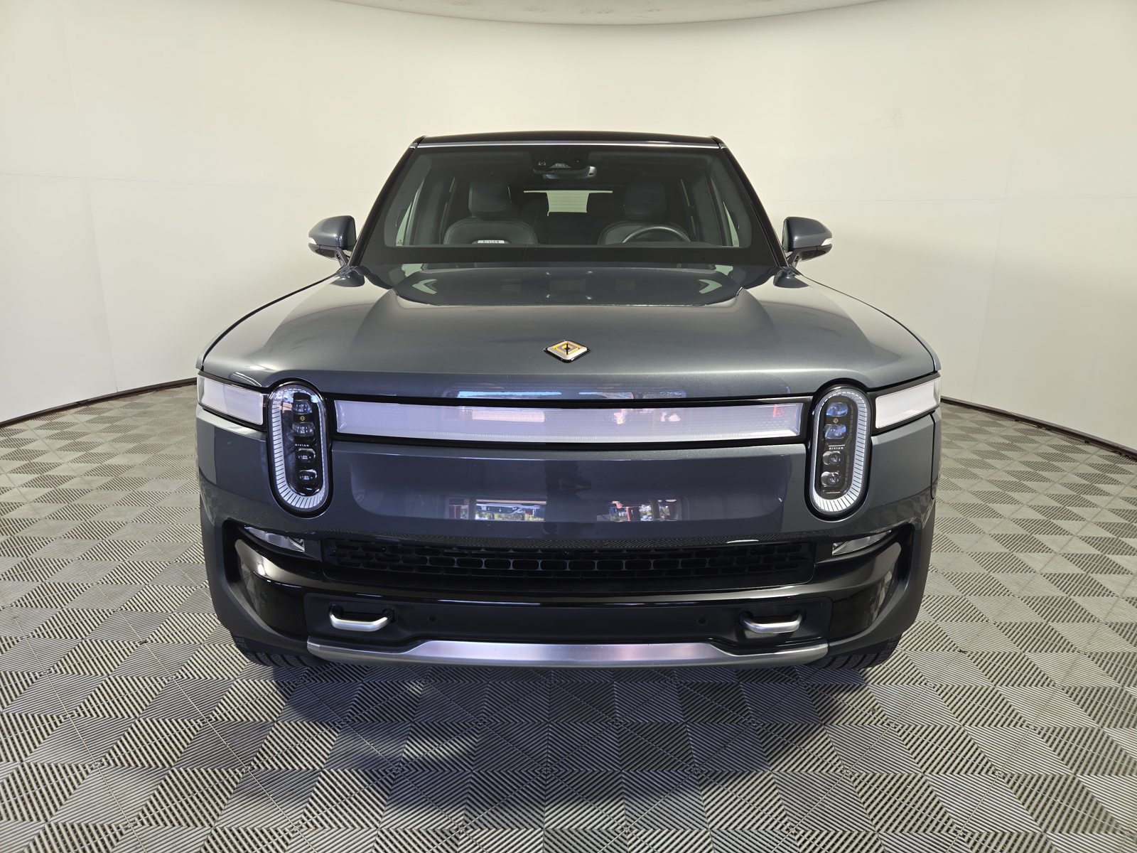 Used 2022 Rivian R1S Launch Edition Quad AWD/4WD image 8