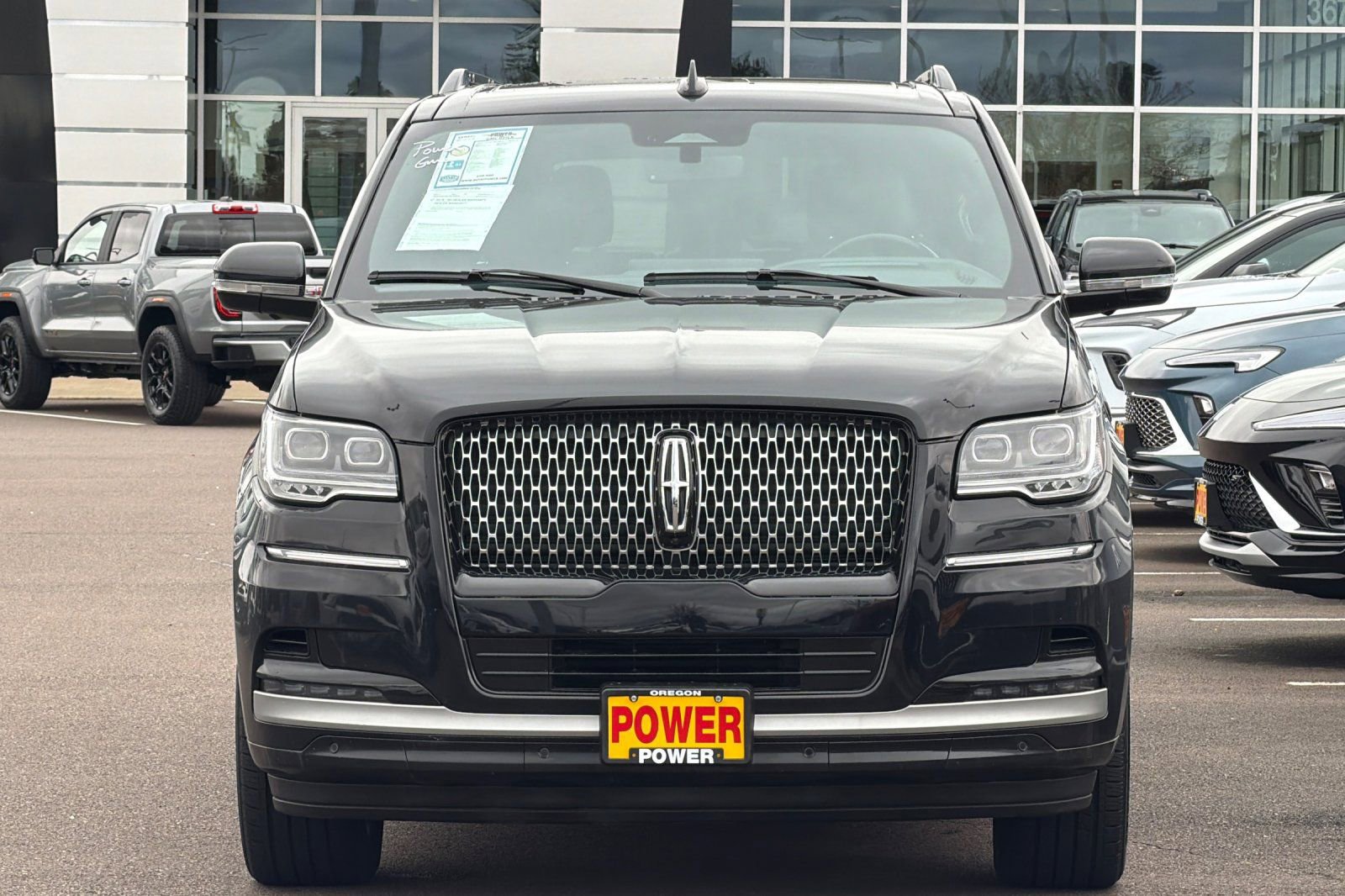 Used 2023 Lincoln Navigator L Reserve AWD/4WD image 9