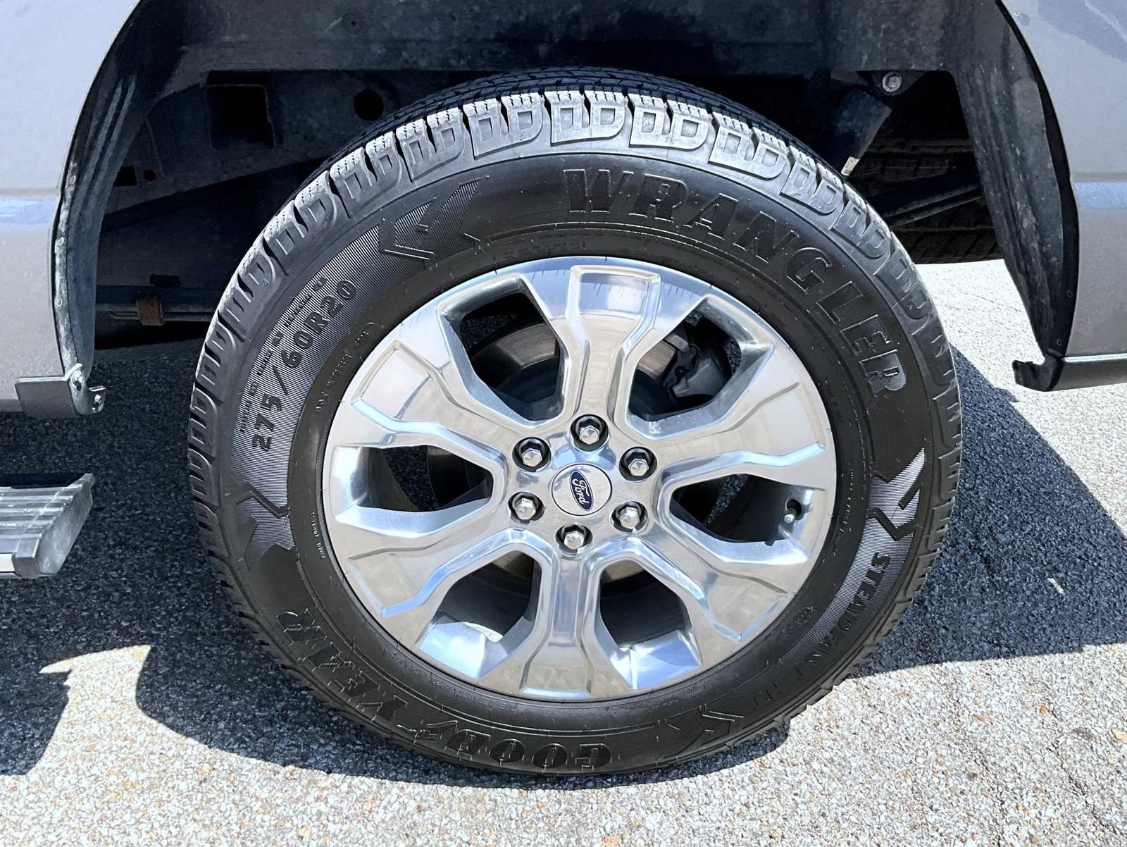 Used 2021 Ford F150 Platinum w/ Equipment Group 701A High AWD/4WD image 27