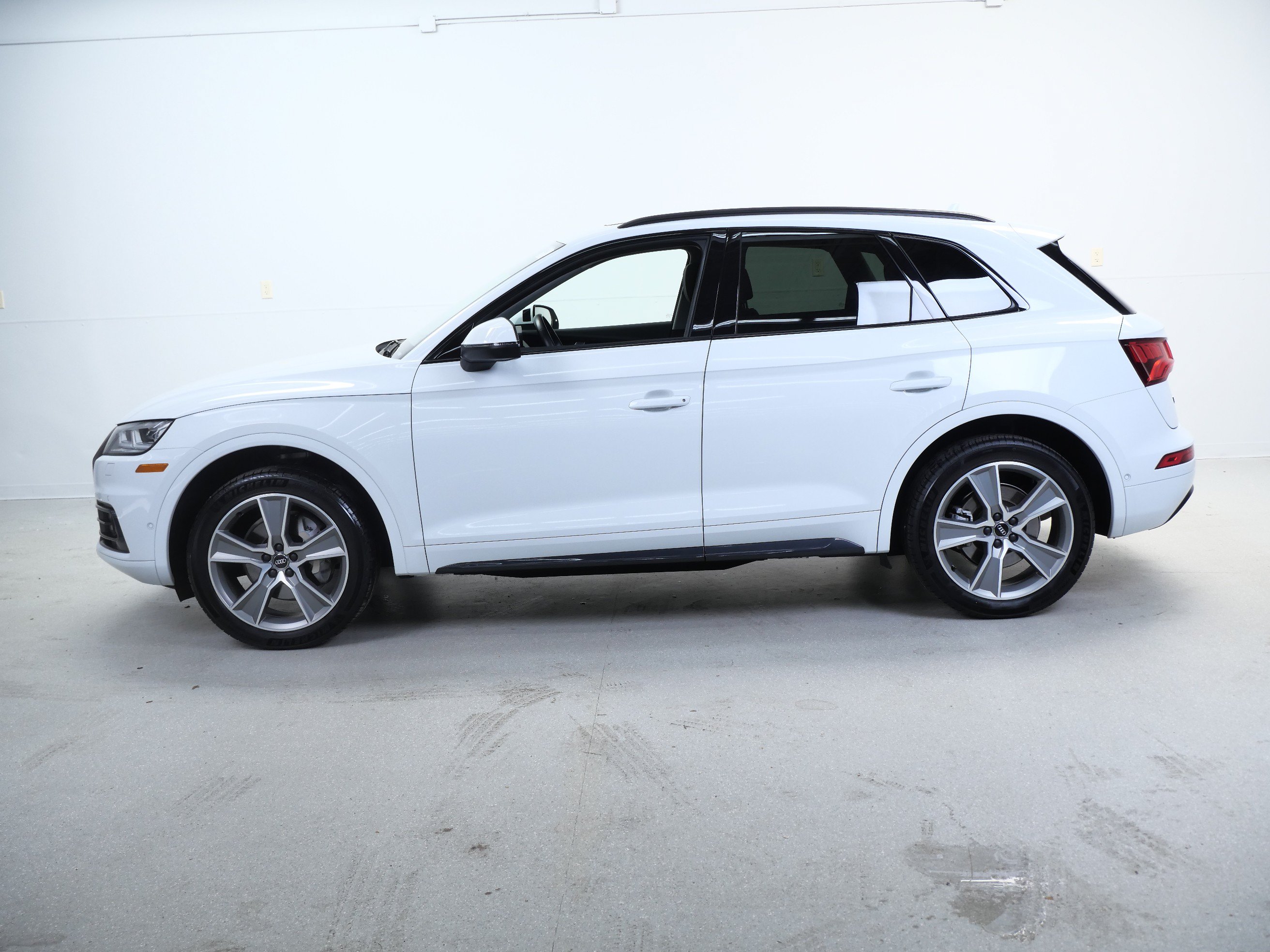 Used 2019 Audi Q5 Prestige AWD/4WD image 9