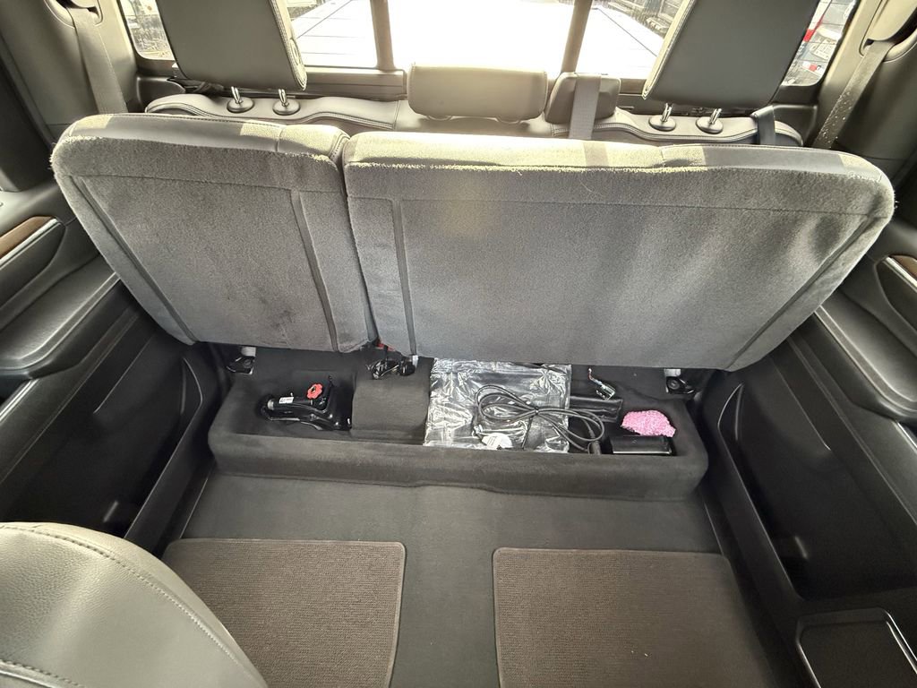 Used 2024 Chevrolet Silverado 3500 High Country w/ Technology Package image 31