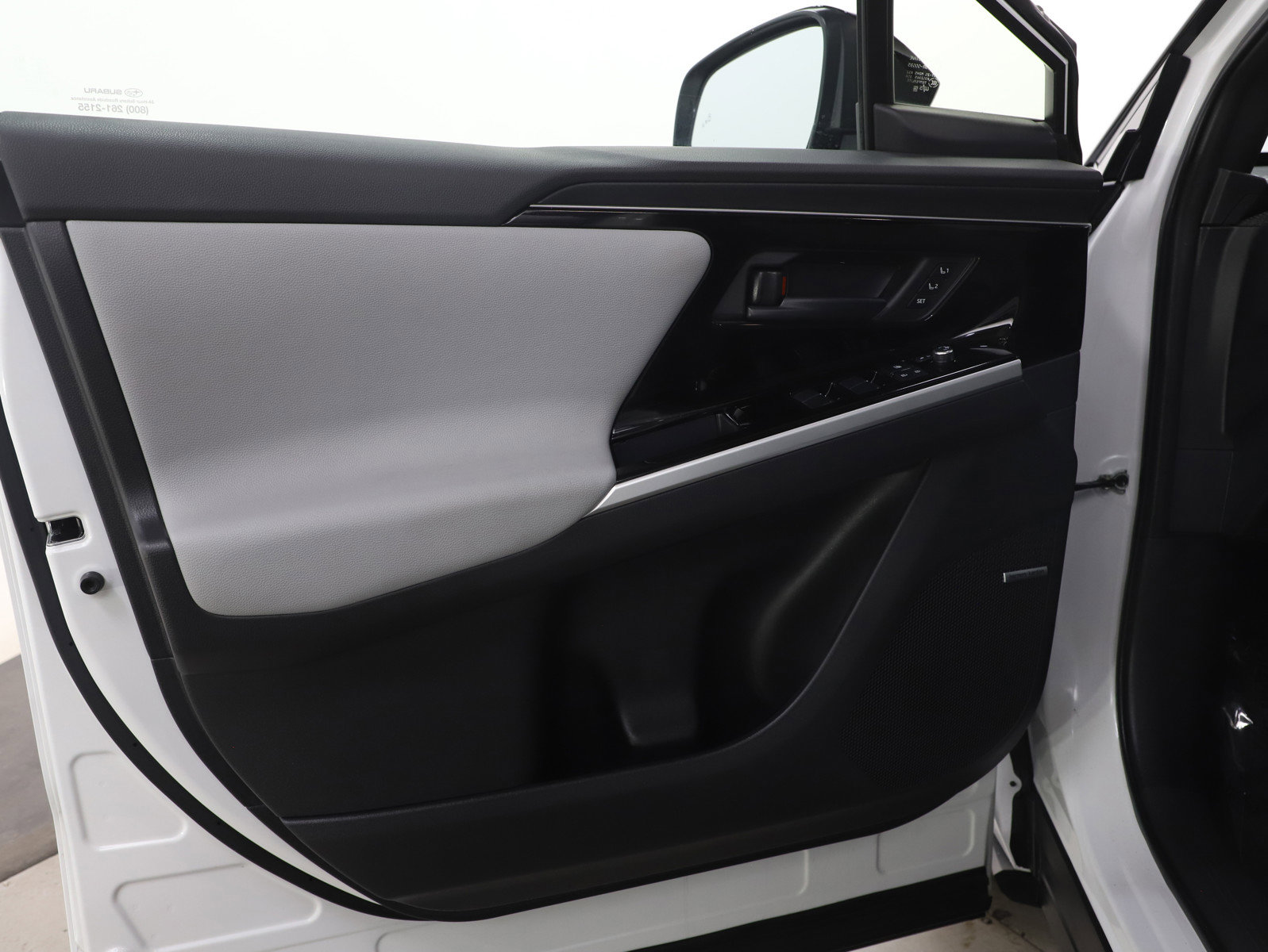 Used 2024 Subaru Solterra Touring w/ Touring Package image 19