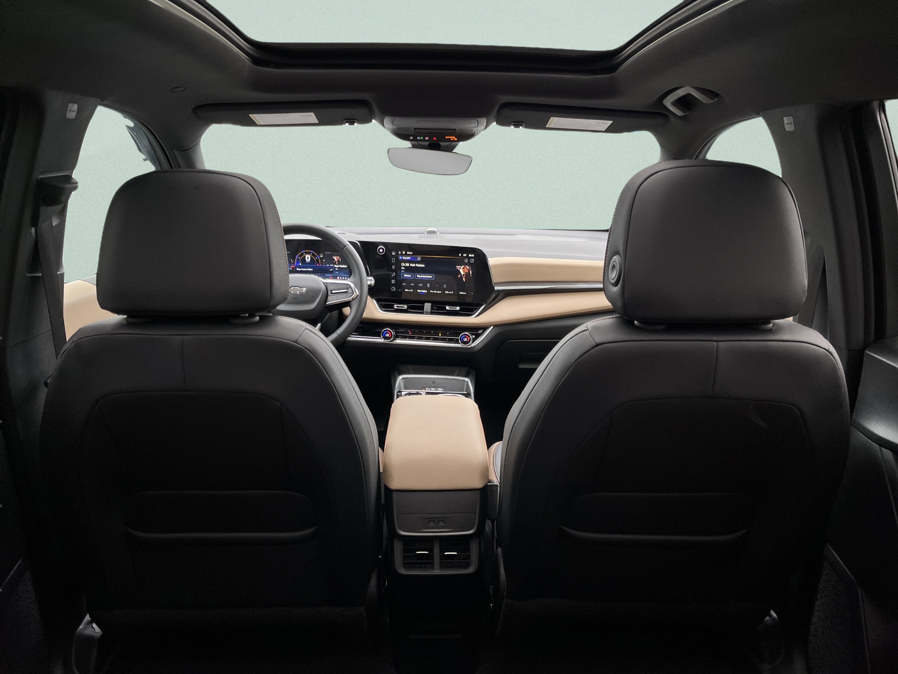 Used 2026 Chevrolet Equinox ACTIV w/ Safety and Technology Package image 14