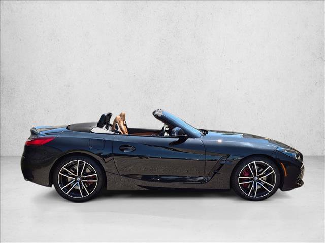 Used 2026 BMW Z4 M40i w/ Premium Package RWD image 4