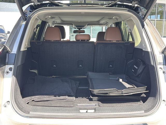 Certified 2025 Nissan Rogue Platinum w/ Platinum Premium Package FWD image 23