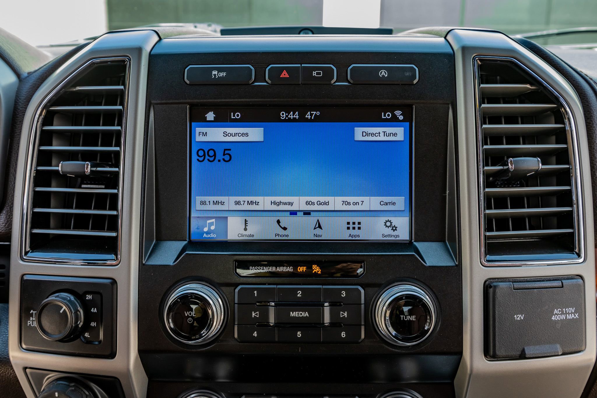 Used 2019 Ford F150 King Ranch w/ Equipment Group 601A Luxury AWD/4WD image 25