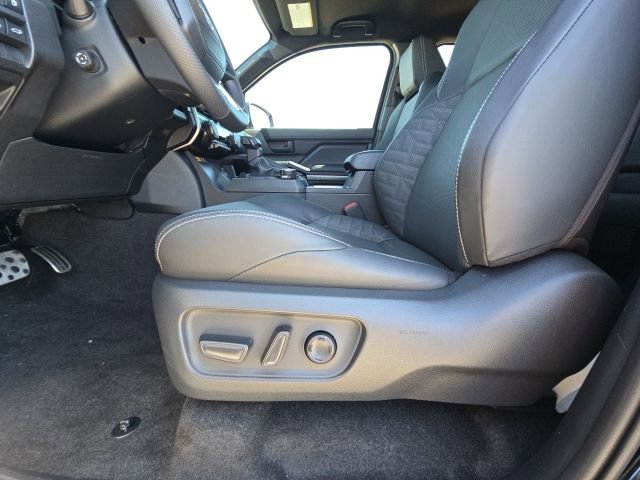 Used 2025 Toyota 4Runner TRD Sport Premium AWD/4WD image 22