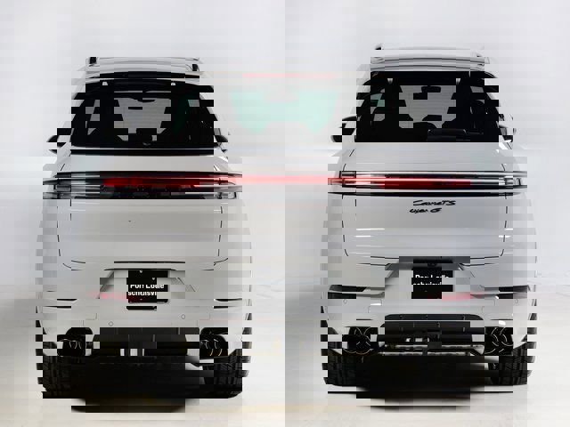 New 2026 Porsche Cayenne GTS image 10