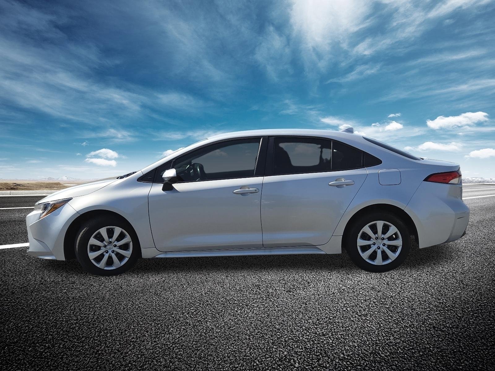 Used 2024 Toyota Corolla LE image 13