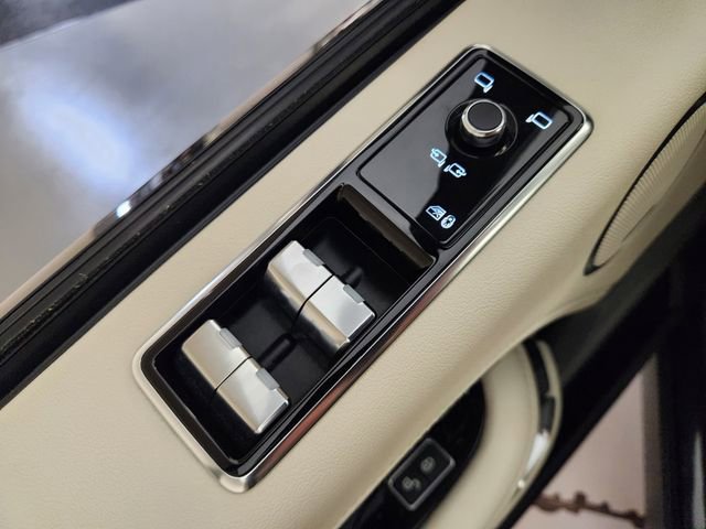 Used 2019 Land Rover Range Rover Supercharged AWD/4WD image 22