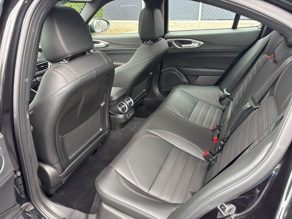 New 2025 Alfa Romeo Giulia AWD w/ Driving Assist Package image 17