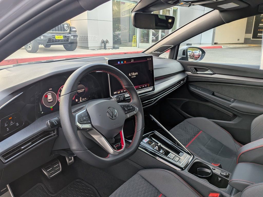 Used 2025 Volkswagen GTI SE image 19
