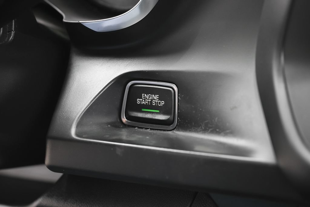 Used 2021 Chevrolet Camaro LT RWD image 23