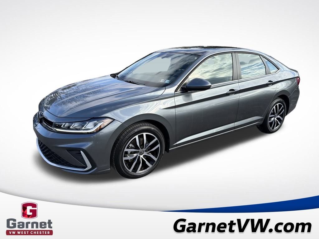 Certified 2025 Volkswagen Jetta SE image 1