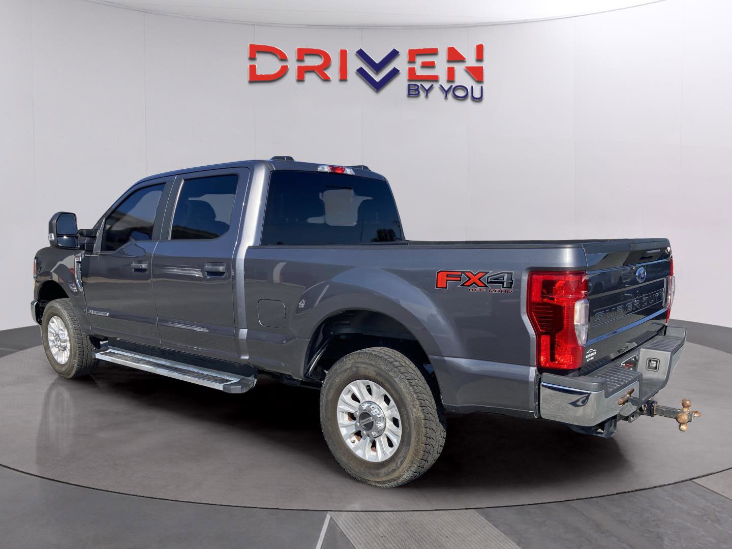 Used 2022 Ford F250 XL w/ STX Appearance Package image 4