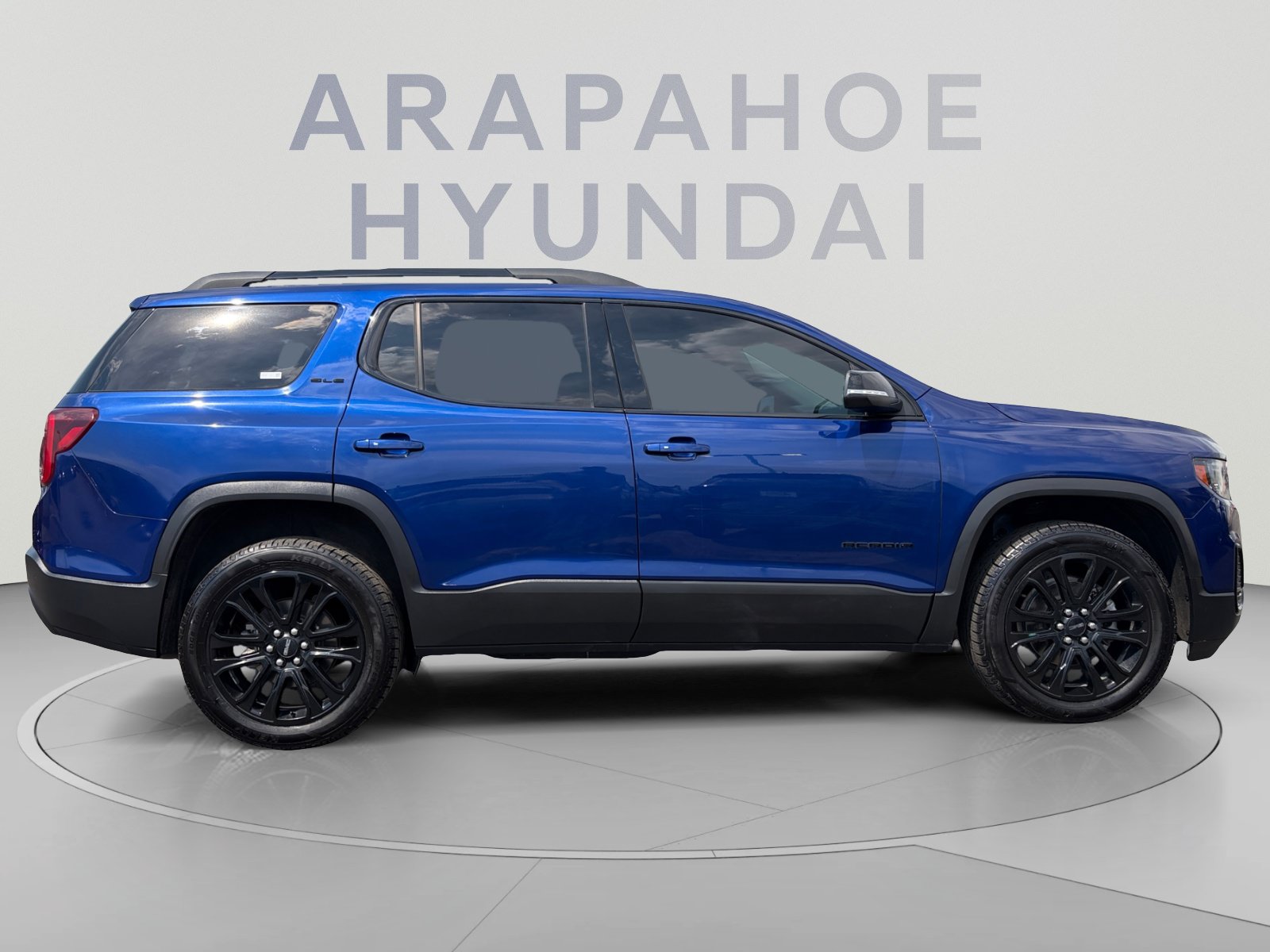 Used 2023 GMC Acadia SLE AWD/4WD image 6
