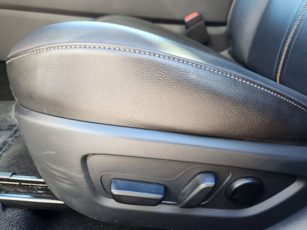 Used 2025 MAZDA CX-50 AWD 2.5 Hybrid w/ Premium Pkg image 7