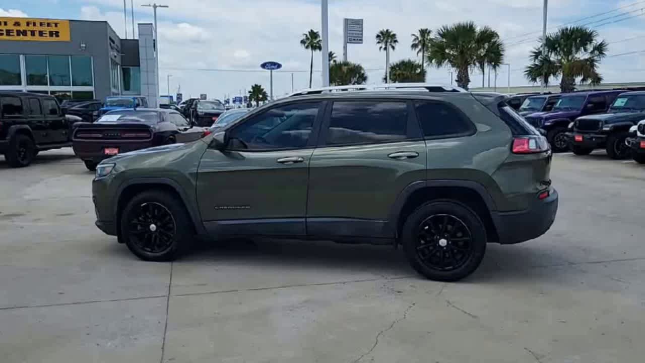 Used 2020 Jeep Cherokee Latitude FWD image 5