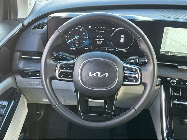 Certified 2024 Kia Carnival SX image 11