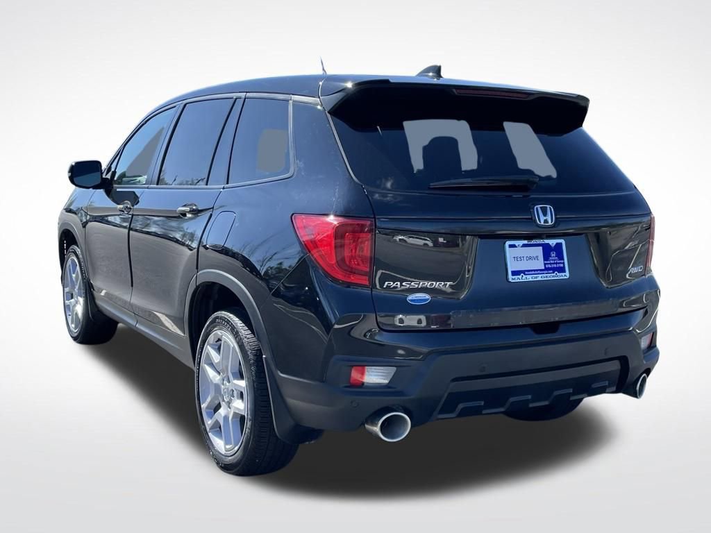 Certified 2025 Honda Passport EX-L image 4