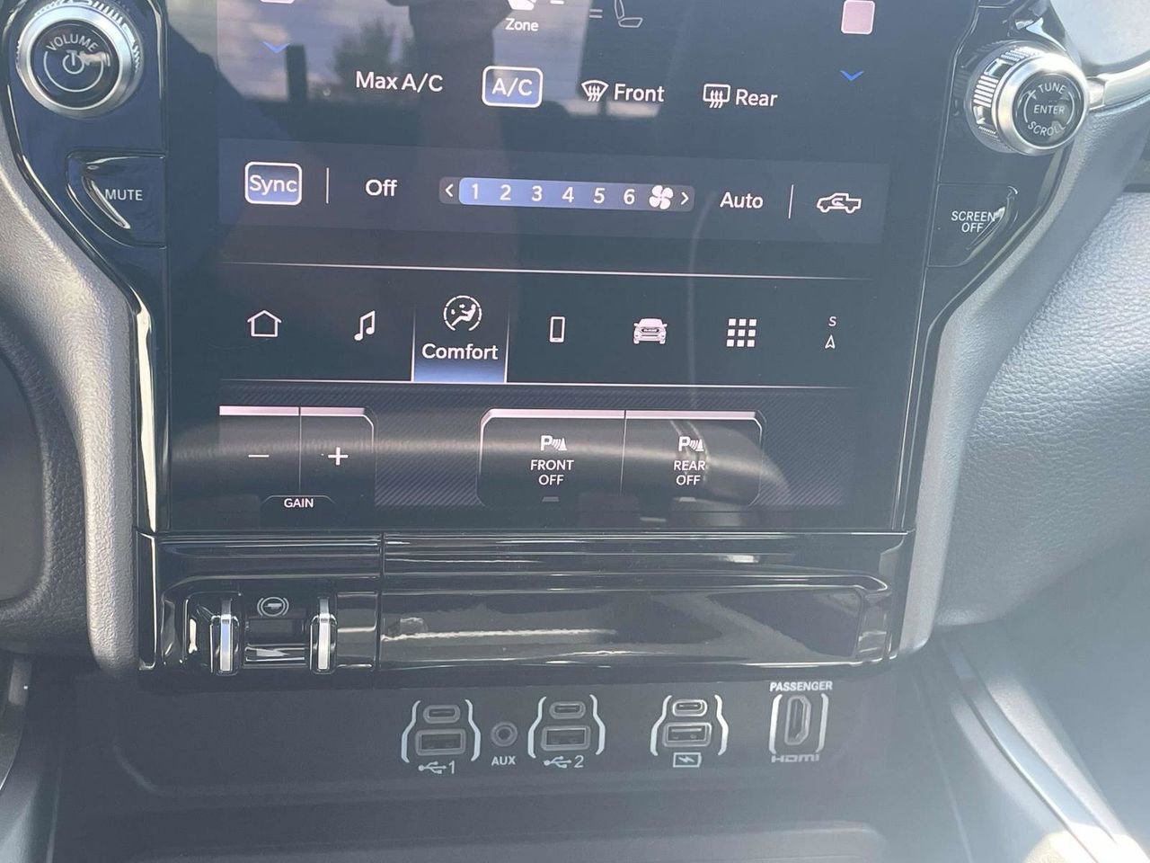 New 2026 RAM 1500 Laramie w/ Night Edition image 20