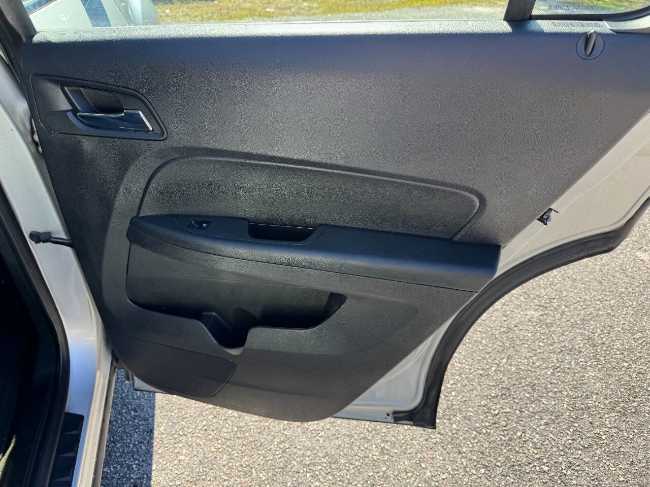 Used 2013 Chevrolet Equinox LS image 41