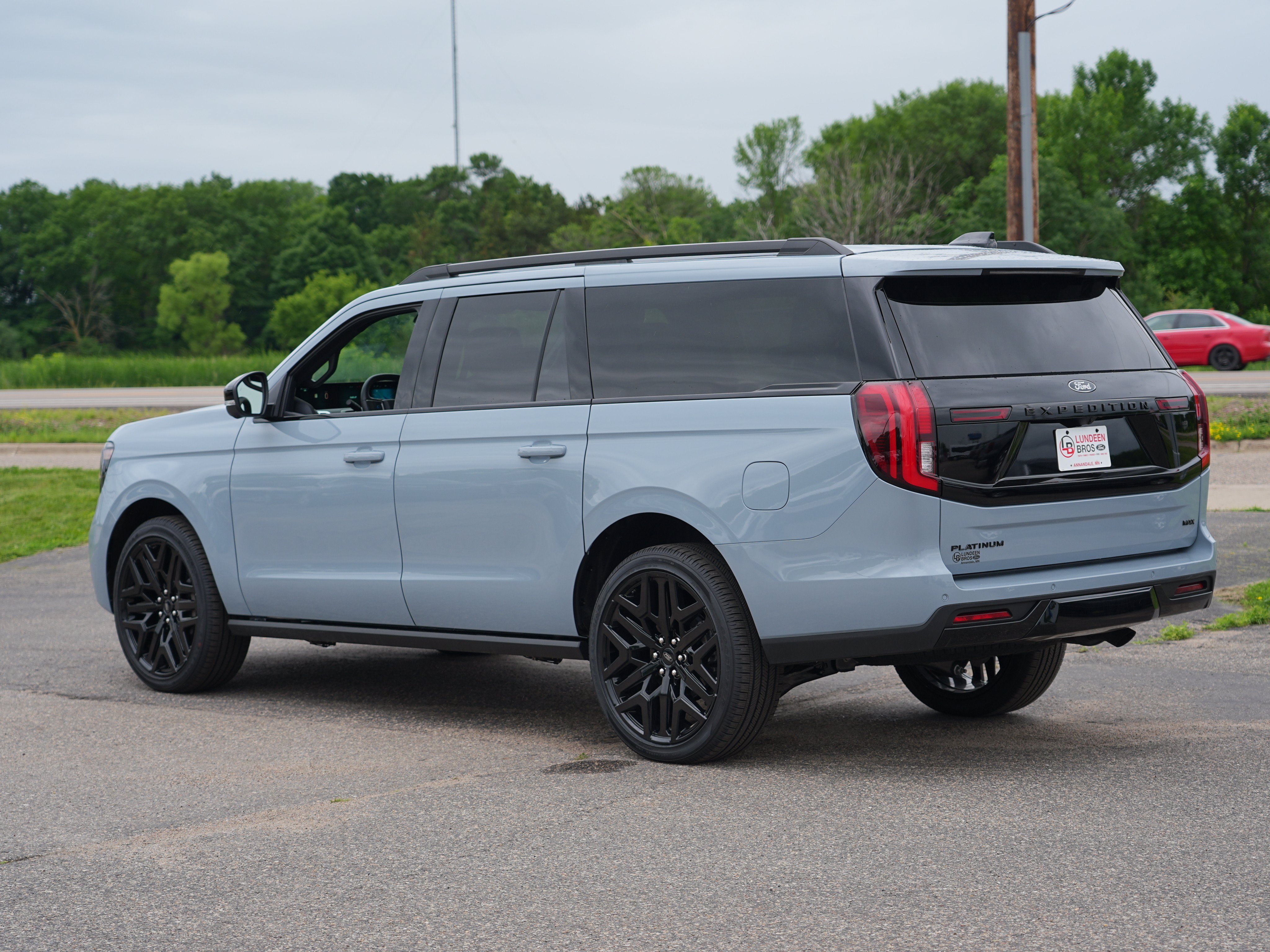 New 2026 Ford Expedition Max Platinum w/ Stealth Performance Package AWD/4WD image 6